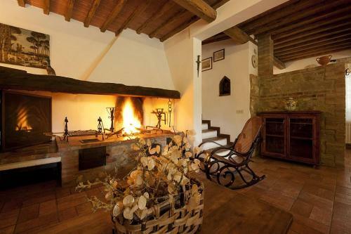 Rapolano Terme Villa Sleeps 15 Pool Wifi