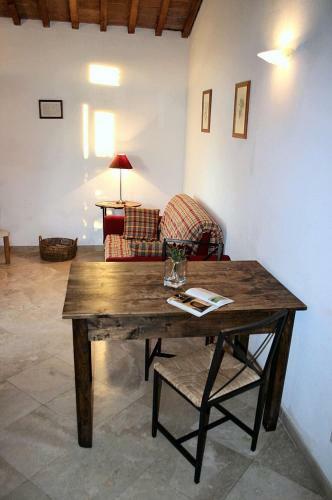 Rapolano Terme Villa Sleeps 2 Pool