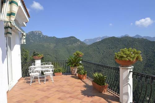 Ravello Villa Sleeps 10 Pool Air Con Wifi