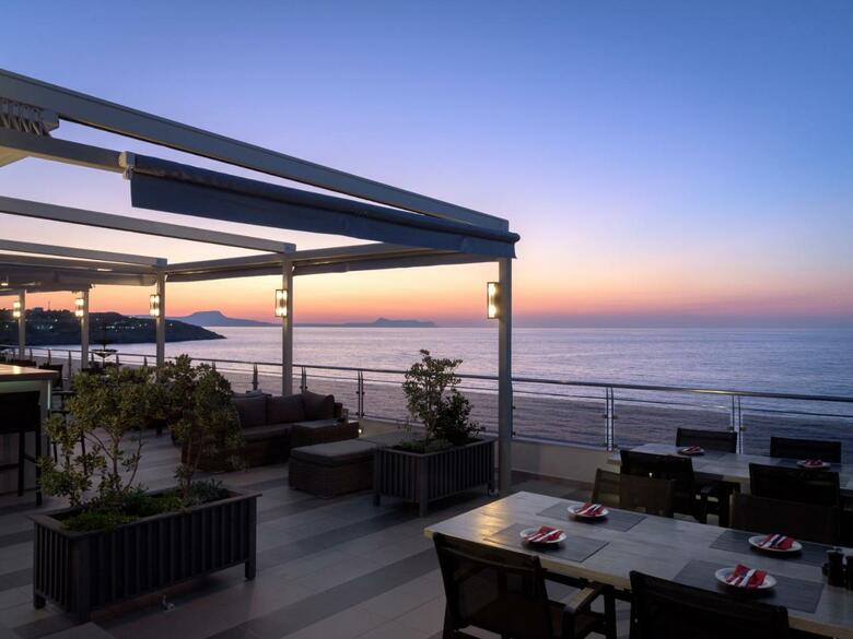 Hotel Macaris Suites And Spa