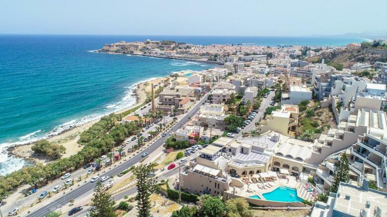 Hotel Macaris Suites And Spa