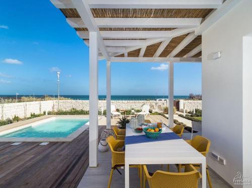 Palermo Villa Sleeps 5
