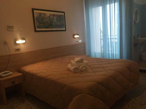 Abc Hotel