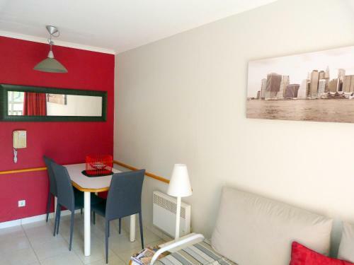 Apartamento Cap Est�rel Vacances - Studio Vue Golf J3 - 96la
