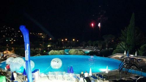Apartamento Cap Est�rel Vacances - Studio Vue Golf J3 - 96la