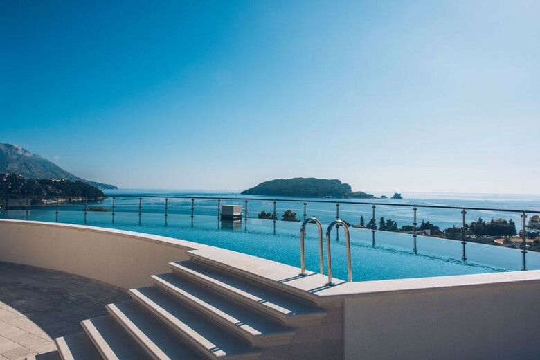 Hotel Iberostar Waves Slavija