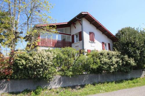 Grande Villa � 100 M De La Plage