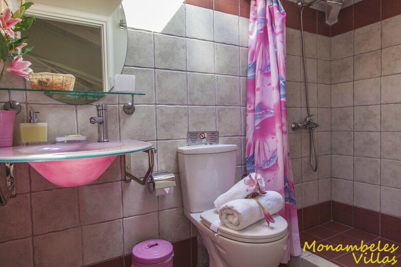 Hotel Monambeles Villas