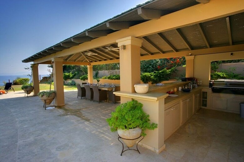 Hotel Monambeles Villas