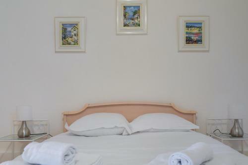 Apartamento Bas De Villa Proche Du Bord De Mer D Antibes