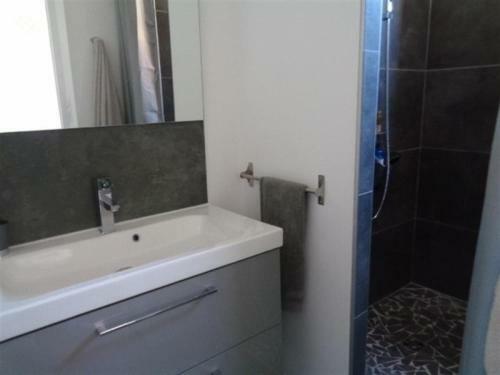 Apartment Appartement T4 En Duplex