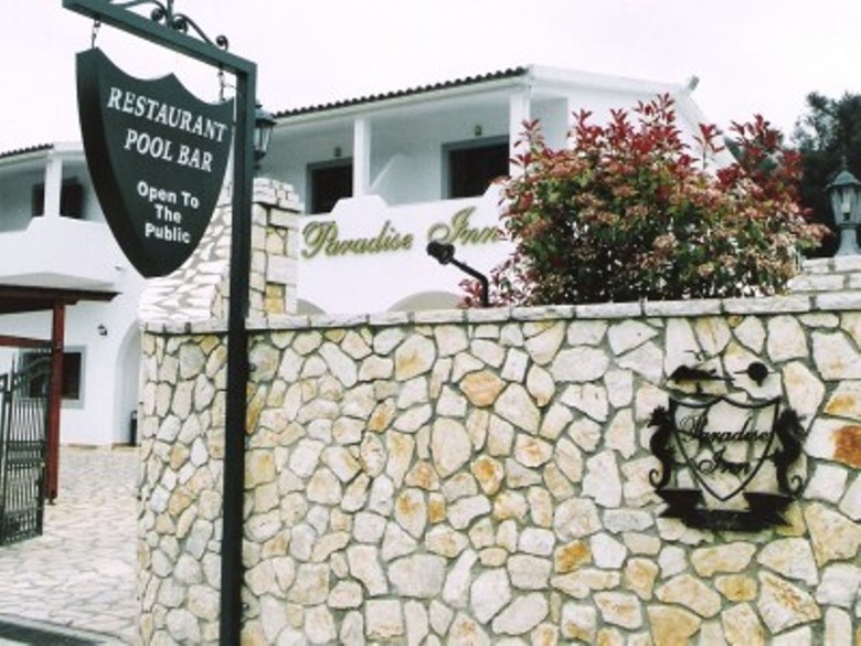 Hotel Paradise Inn