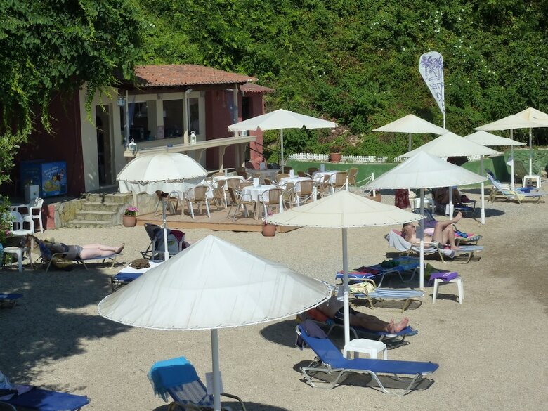 Oasis Hotel