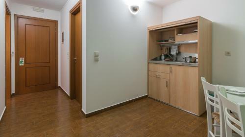 Hotel Malion Apartments And Rooms