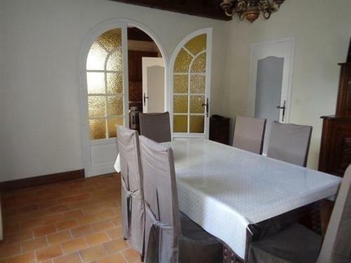 House Villa De 110 M� Situee Aux Abatilles