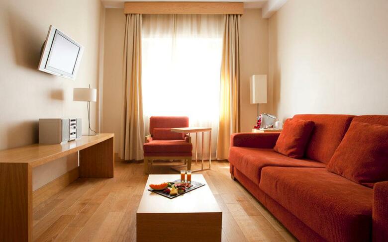 Hotel NH Collection Madrid Col�n