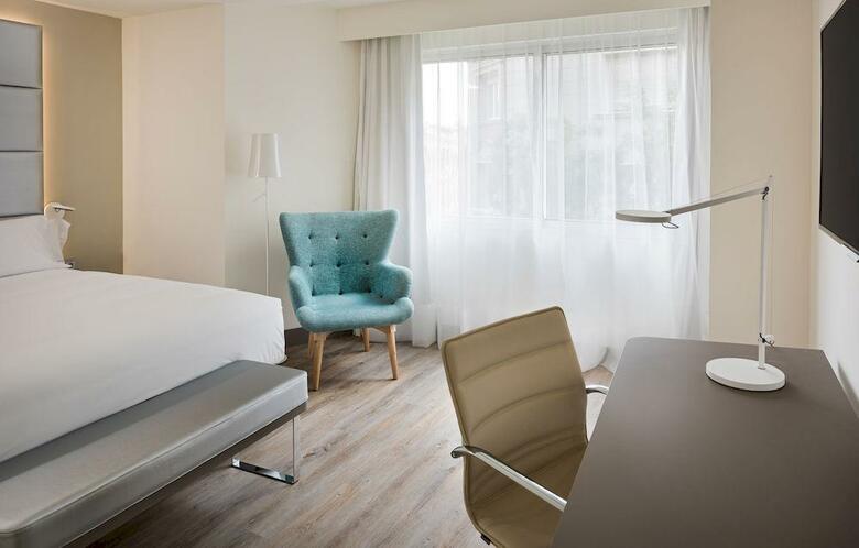 Hotel NH Madrid Zurbano