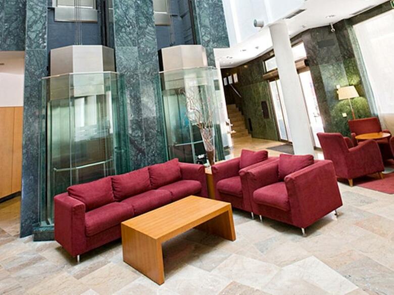 Hotel Logro�o Parque