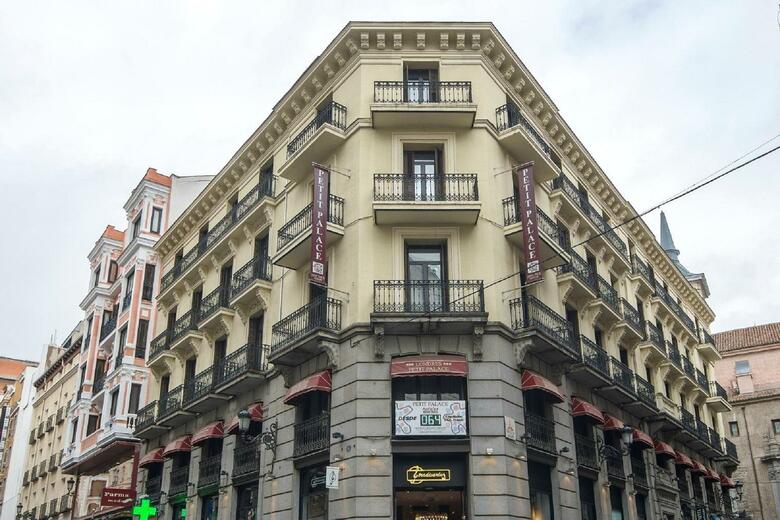 Hotel Petit Palace Londres