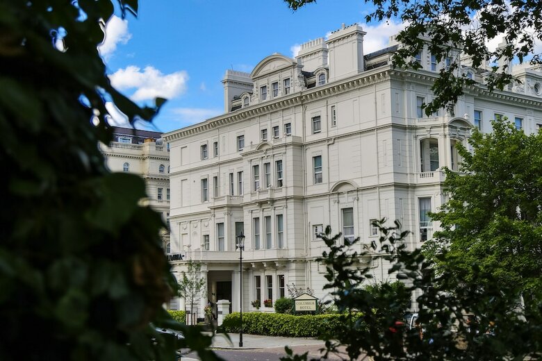 Hotel Columbia