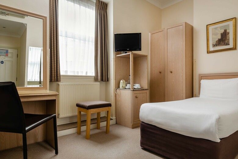 Hotel Henry Viii