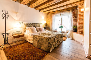 Hotel Oldhouse Apartments