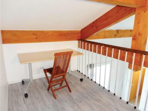 Three-bedroom Apartment In Beziers