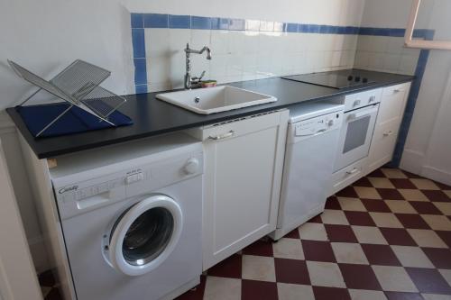 37 Rue Du Tennis -092