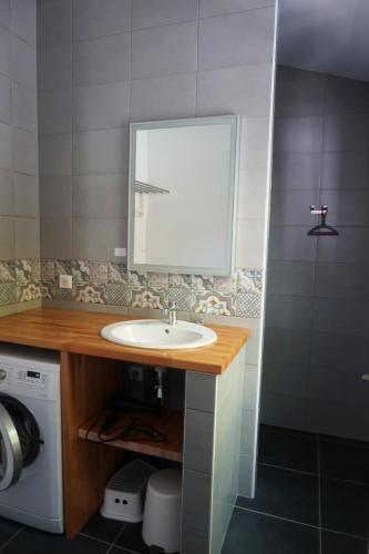 29 Rue Des �cumes -093