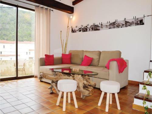 Two-bedroom Apartment In Bonifacio