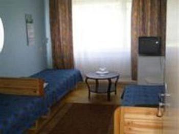 Apartamentos Mahtra Hostel