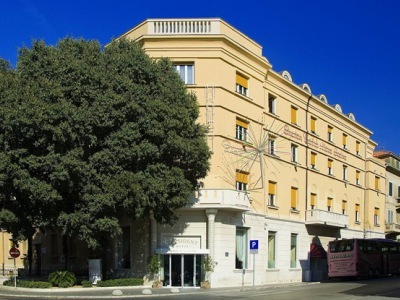 Hotel President