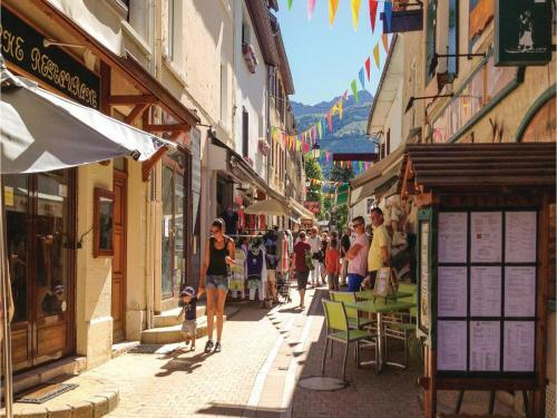 Two-bedroom Apartment In Villard De Lans