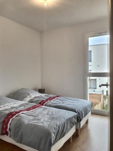 Pavillon Neuf Pour 6 Personnes + B�b�