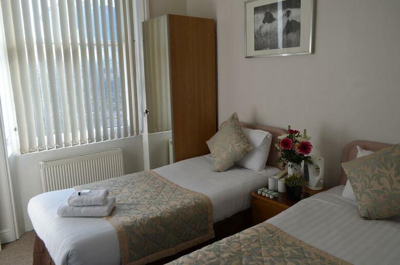 1 Lexham Gardens Hotel