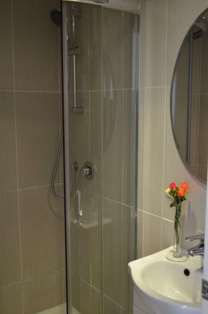 1 Lexham Gardens Hotel