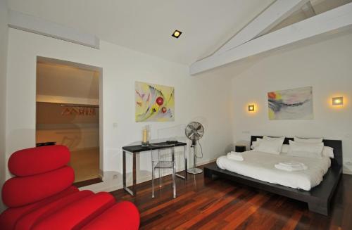 Saint-jean-de-luz Villa Sleeps 10 Pool Wifi
