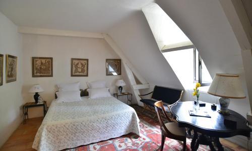 Sarlat-la-caneda Villa Sleeps 15 Pool