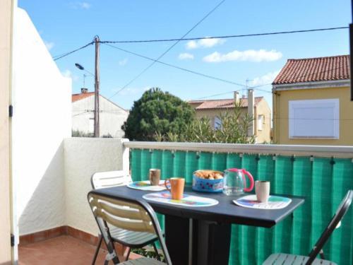 Apartment Saint Pierre La Mer - 6 Pers, 45 M2, 3/1