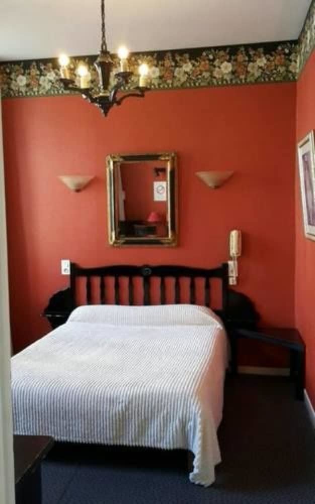 Hotel Victor Hugo