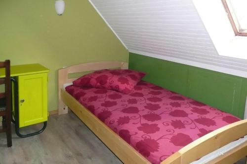 Holiday Home Guiss�ny - Bre05449-f
