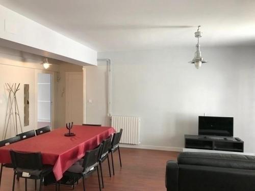 Apartment Pins 12 - Commerces Et Plage � Pied