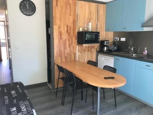 Apartment R�sidence Guernika - Dans Le Centre Ville � Deux Pas Des Commerces