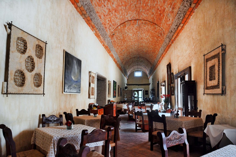 Hacienda Sepulveda Hotel And Spa