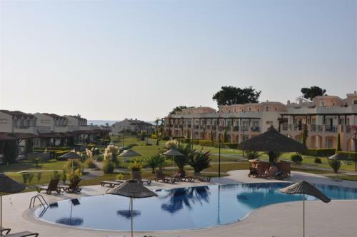 Apollonium Beach Flats And Villas
