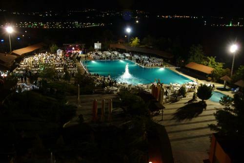 Patalya Lakeside Resort Hotel