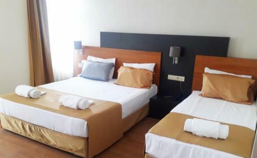 Orange Park Hotel