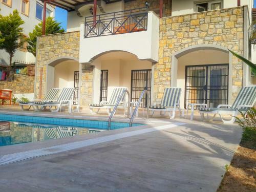 Important Group | Bd463 4 Bedroom Pool Villa In Bitez