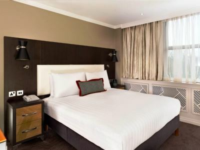 Hotel Doubletree By Hilton London Ealing