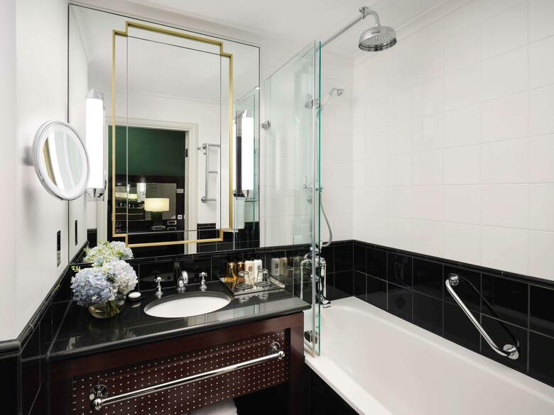 Hotel Sofitel St James